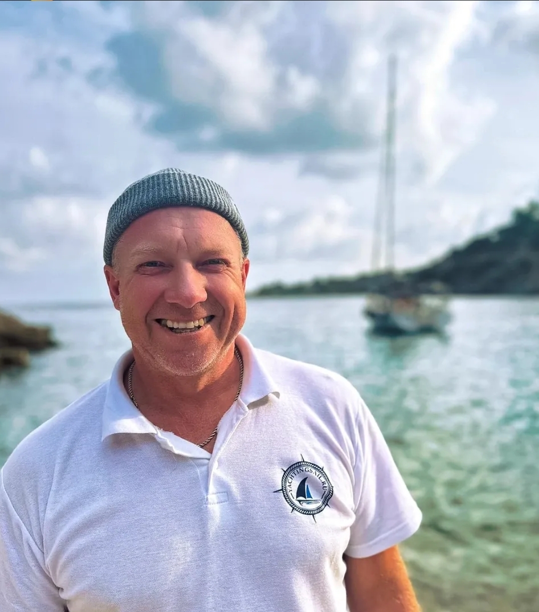 Дмитрий — капитан Yachtingsail